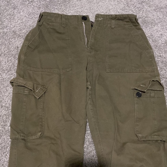 2 pairs of Wondery Isabel - Picture 6 of 6